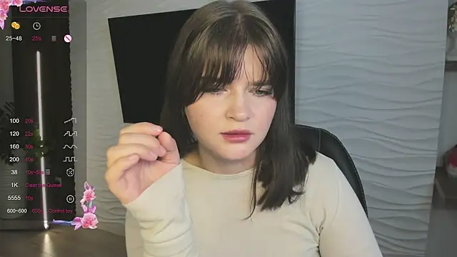 Mori Girll online show from November 8, 1:03 pm