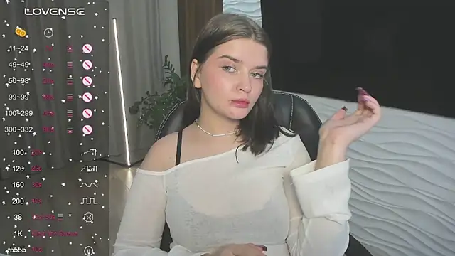 Mori Girll online show from November 26, 5:13 pm