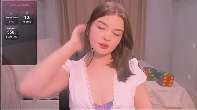 Mori Girll online show from November 5, 5:10 am