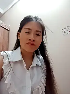 Snapshot of tuongvycute chatting on October 19, 1:58 pm tuongvycute online show from October 19, 1:58 pm