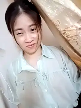 tuongvycute online show from October 28, 3:11 pm