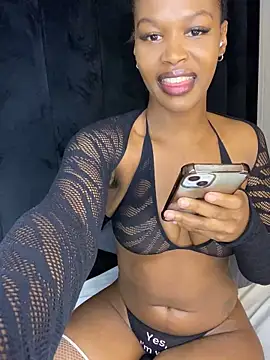 Snapshot of Lovee_Lucia chatting on December 3, 9:47 pm Lovee Lucia online show from December 3, 9:47 pm