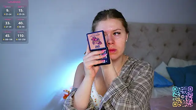 MardellAyling online show from March 28, 5:47 pm