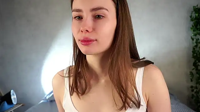 MonetLeitman online show from May 27, 1:26 am