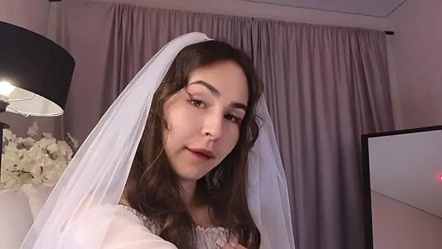 LionKierra online show from October 26, 2:56 am