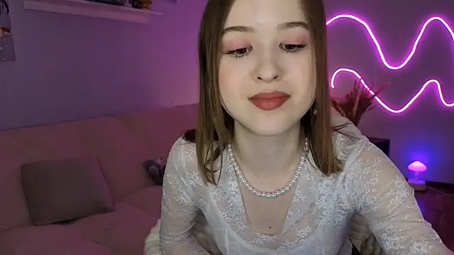 Stacey Will online show from April 2, 9:54 pm