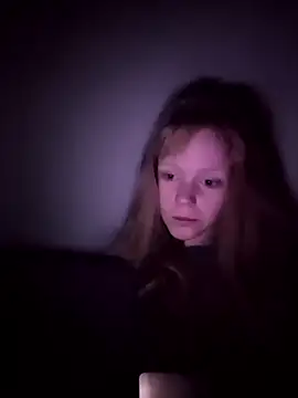 Snapshot of OpheliaMills chatting on October 17, 7:26 pm OpheliaMills online show from October 17, 7:26 pm