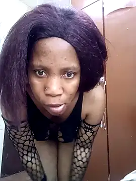 Trishabitch77 online show from November 12, 9:02 am