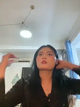 Snapshot of lan-xinh1 chatting on October 21, 5:07 am lan-xinh1 online show from October 21, 5:07 am