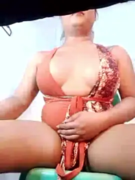 Snapshot of IVYcarterXXX chatting on December 15, 1:44 am IVYcarterXXX online show from December 15, 1:44 am