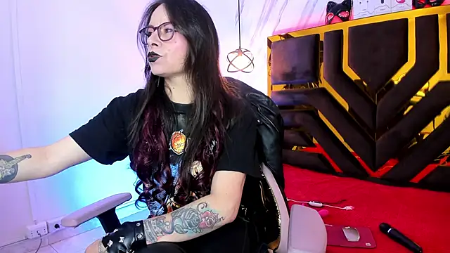 Evangelinejoness  online show from October 18, 11:34 am