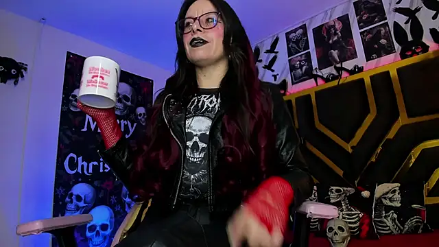 Evangelinejoness  online show from December 22, 11:43 am