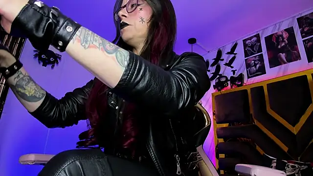 Evangelinejoness  online show from January 18, 11:46 am