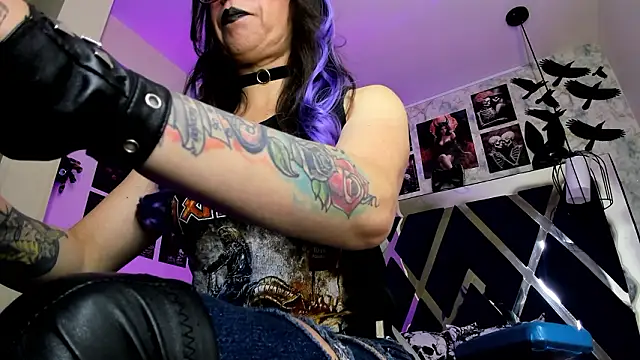 Evangelinejoness  online show from February 24, 12:06 pm