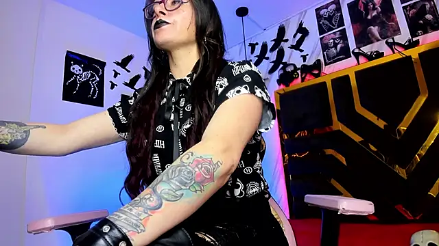 Evangelinejoness  online show from November 28, 4:07 pm