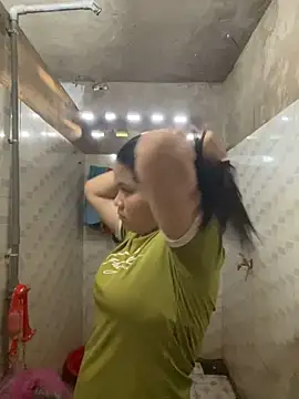 Snapshot of anne_baby2k chatting on November 5, 9:56 am anne baby2k online show from November 5, 9:56 am