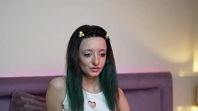 JoelleApril online show from February 15, 9:47 pm