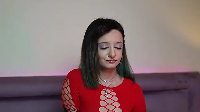 JoelleApril online show from April 14, 7:52 pm