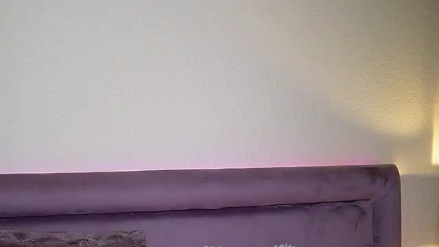 JoelleApril online show from March 10, 9:41 pm