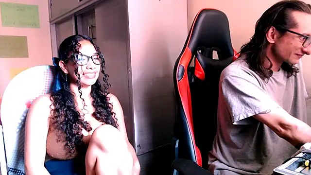 DreamTeachFlame online show from October 12, 3:24 pm