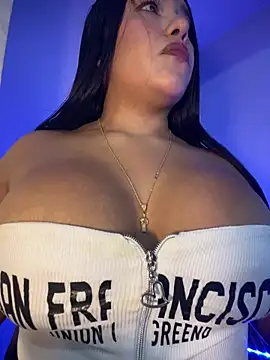 mis-violetha online show from May 15, 2:20 am