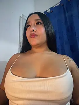 Snapshot of mis-violetha chatting on July 9, 8:30 pm mis-violetha online show from July 9, 8:30 pm
