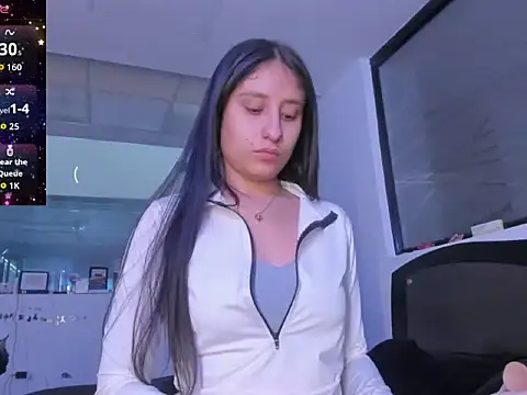 princesstina- online show from November 5, 5:05 pm