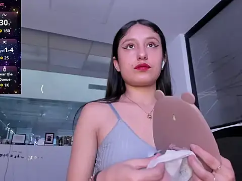 princesstina- online show from October 29, 7:35 pm