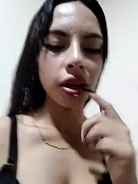 Amaranta swett online show from October 21, 3:55 pm