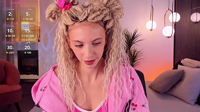 mia silkk online show from October 13, 7:54 am