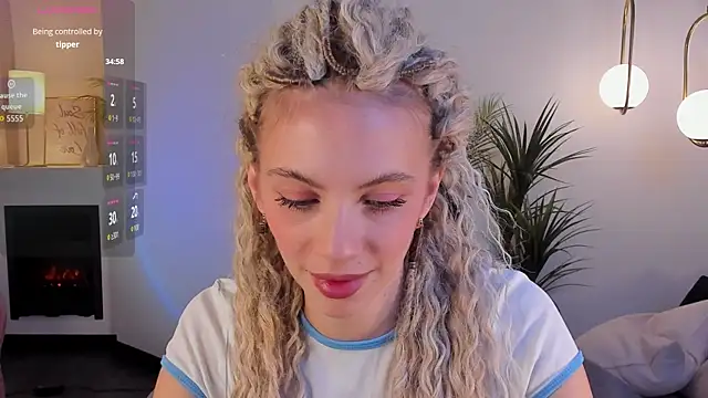 mia silkk online show from October 21, 6:13 am