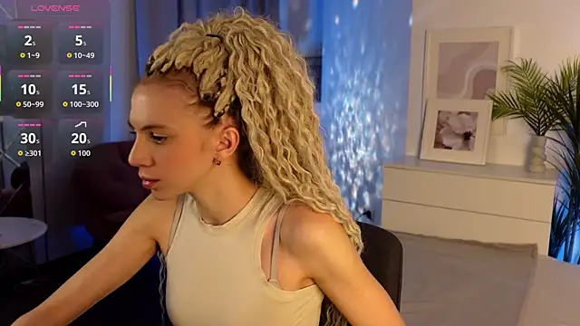 mia silkk online show from December 19, 6:16 am