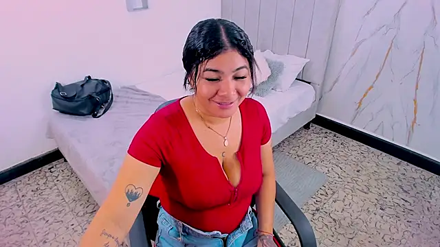 Amira mansour online show from November 26, 8:42 pm