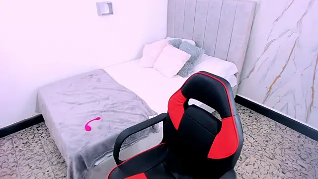 Amira mansour online show from November 14, 6:55 pm