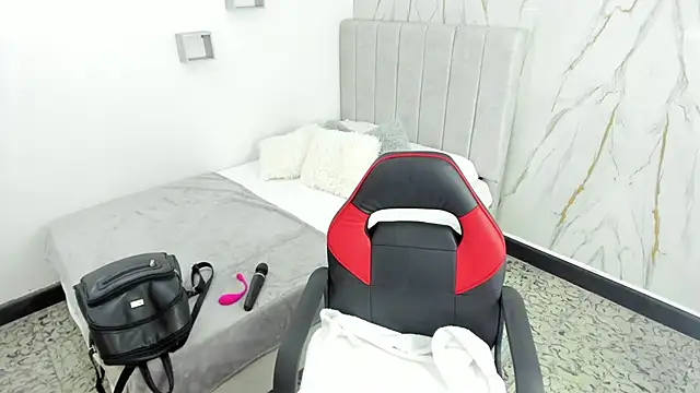 Amira mansour online show from October 25, 12:04 pm