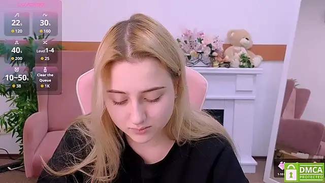 Lulu   Moon online show from March 4, 10:06 pm