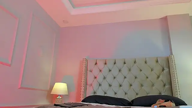 Charlie Storm  online show from October 29, 9:25 pm