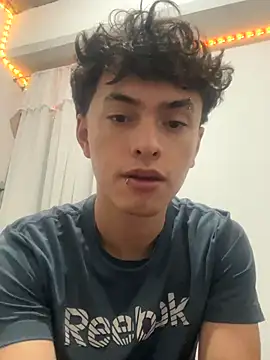 AlessiaLuxx online show from November 30, 12:11 am