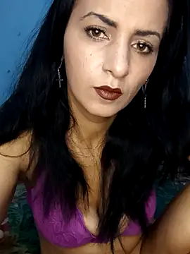 USA4SQUIRT online show from November 6, 6:50 am