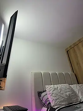 Snapshot of santi_Rush chatting on October 15, 10:07 pm santi Rush online show from October 15, 10:07 pm