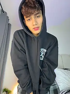 Snapshot of santi_Rush chatting on October 16, 10:29 pm santi Rush online show from October 16, 10:29 pm