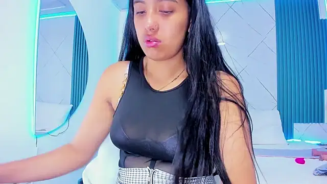 Briseida-White online show from November 27, 1:55 pm