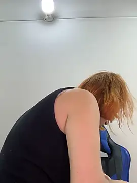 Adeline 1 online show from November 27, 2:34 am