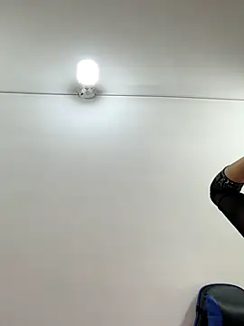 Adeline 1 online show from November 24, 1:27 am