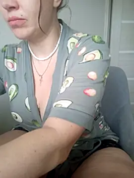 Ambika beauty online show from April 9, 12:33 pm