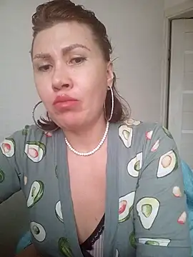Snapshot of Ambika_beauty chatting on October 15, 1:30 pm Ambika beauty online show from October 15, 1:30 pm