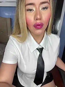 Snapshot of _Miss_Erika_ chatting on October 13, 9:22 am Miss Erika online show from October 13, 9:22 am