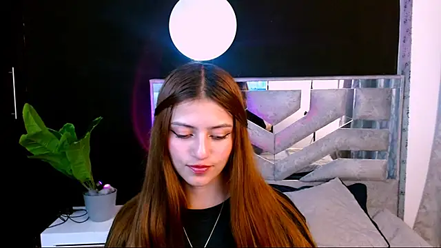 viky evanss online show from October 14, 7:25 pm