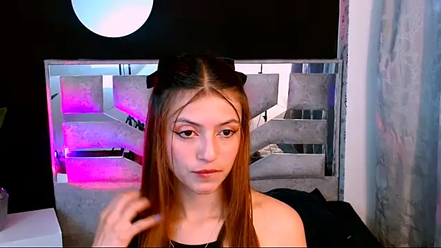 viky evanss online show from October 24, 7:13 pm