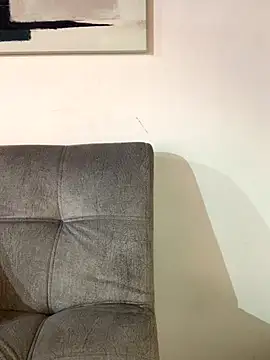 LunaMoore Pink online show from December 18, 12:31 pm